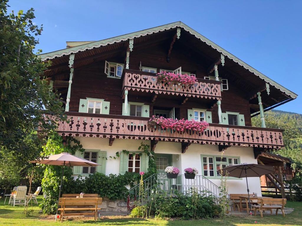 Zeppelin - App Aquamarin Apartamento